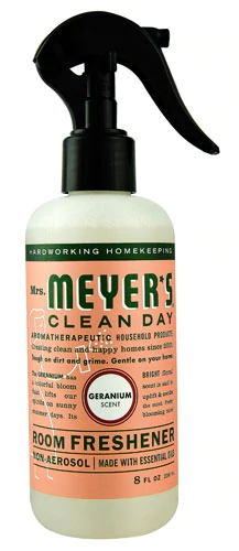 Mrs. Meyer's Clean Day Room Freshener Geranium -- 8 fl oz